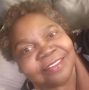 Meet your Posher, Bobbie